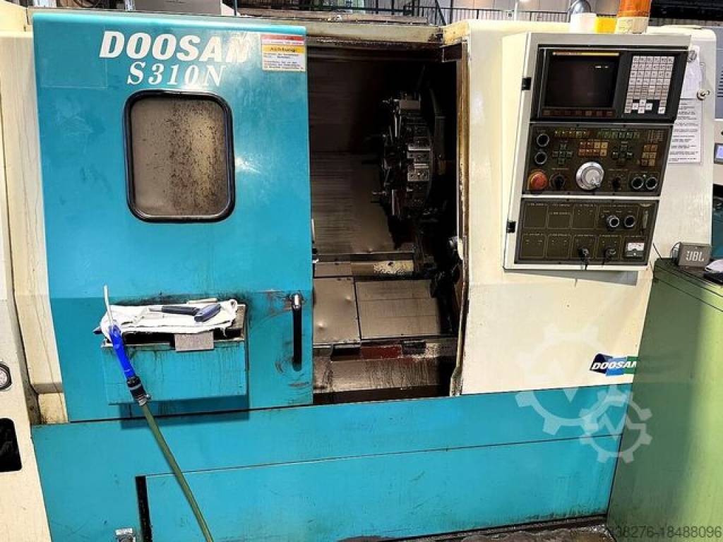 CNC lathe DOOSAN S310N Ababil Marine