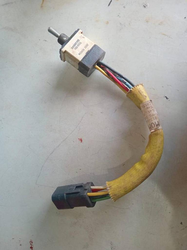 Caterpillar Toggle Switch 4556611 Ababil Marine