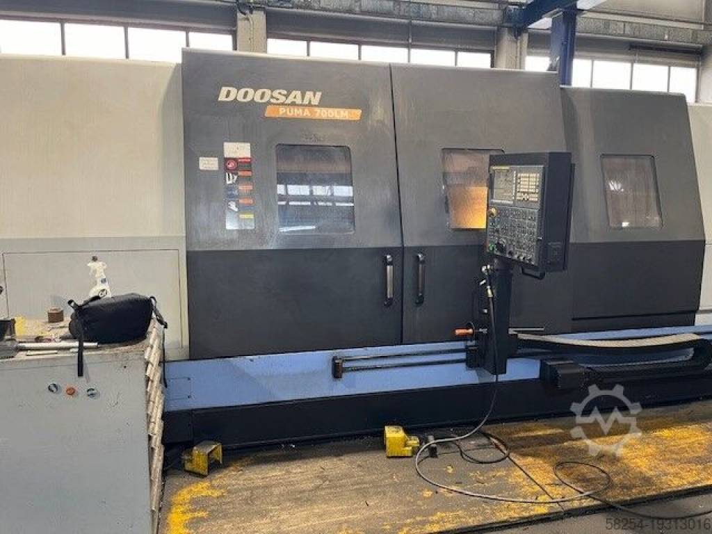 DOOSAN PUMA 700LM CNC Lathe DOOSAN Tour CNC DOOSAN PUMA 700LM Ababil Marine