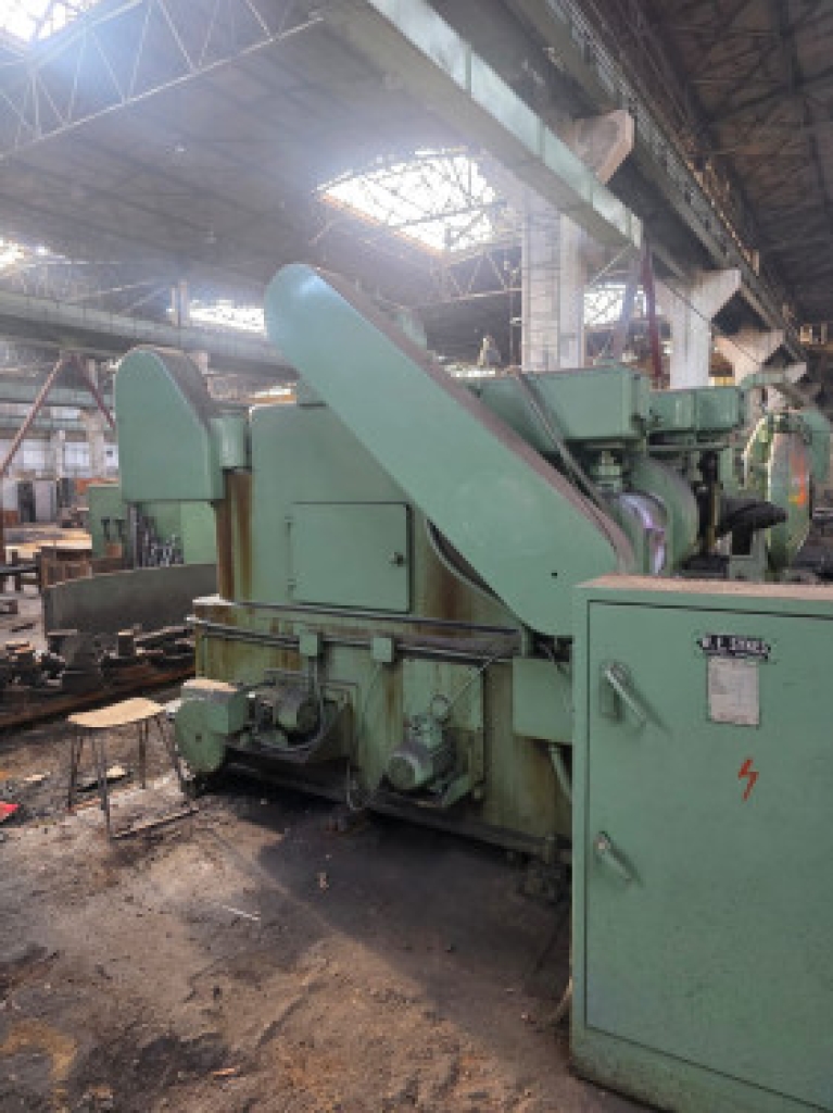 GEAR GENERATOR HERRINGBONE SYKES 5 E Ababil Marine