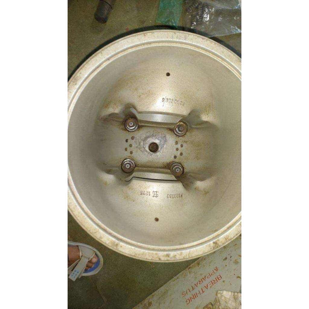 MAK M453 PISTON , LINER, CONNECTING RODS, PISTON RINGS, FUEL PUMPS, CYLINDER HEADS Ababil Marine