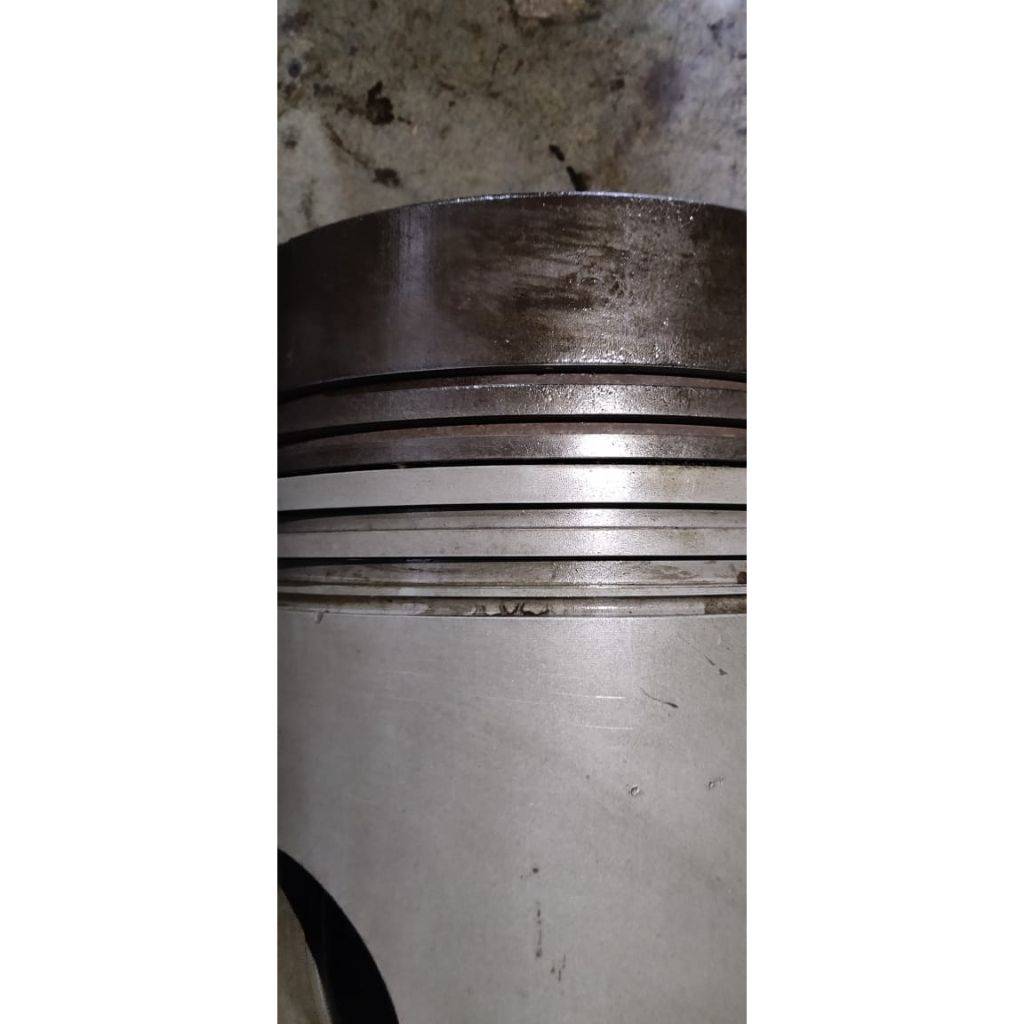 MAK M453 PISTON , LINER, CONNECTING RODS, PISTON RINGS, FUEL PUMPS, CYLINDER HEADS Ababil Marine
