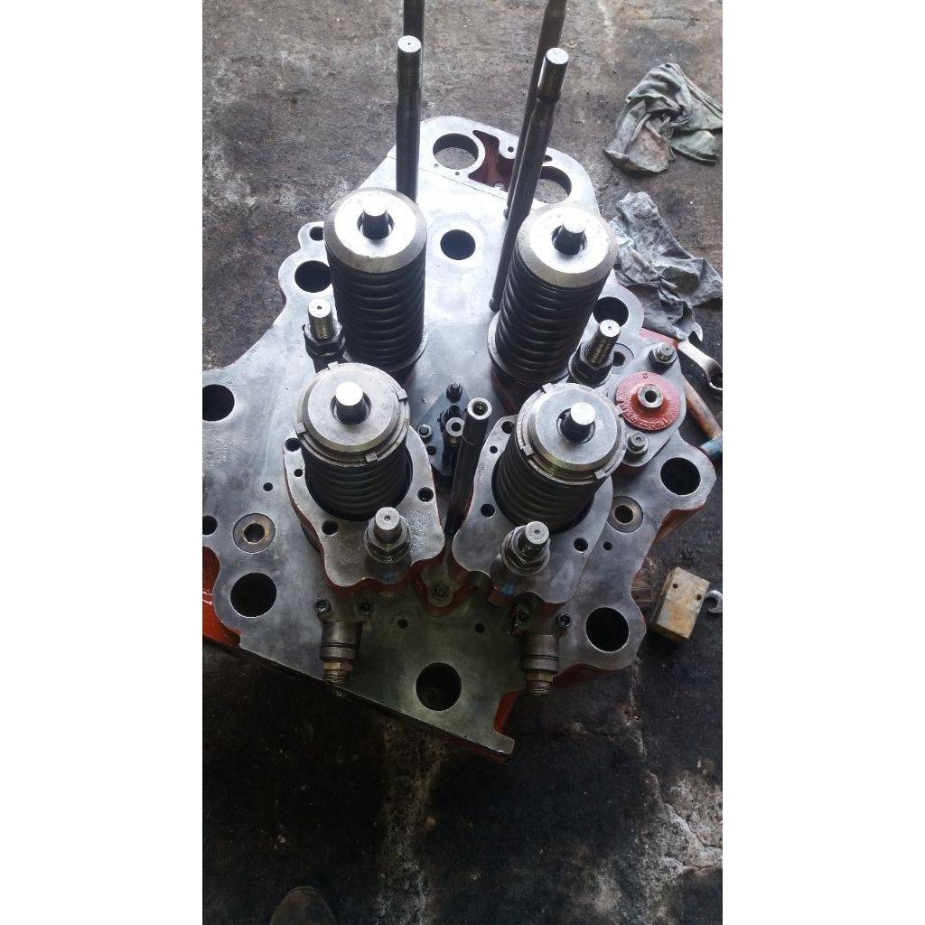 MAK M552AK , M552C & M551 CYLINDER HEADS Ababil Marine