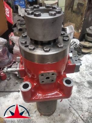 B&W - L58/64 - CYLINDER HEADS - PISTON - CONNECTING RODS - FUEL PUMPS