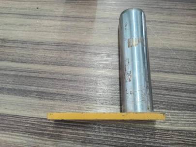 Caterpillar 136-1711 Hinge Pin