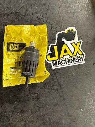Caterpillar 6T-1375 Air Conditioning Pump Assembly