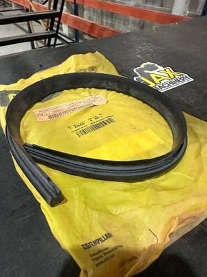 Caterpillar 8Y-6430 Window Seal