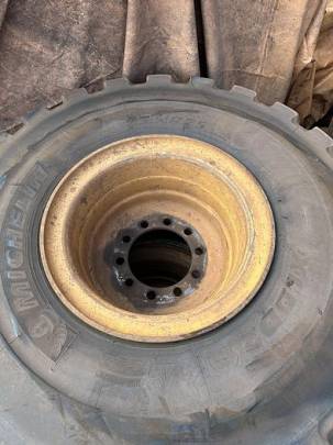 Caterpillar Motor Grader Wheel Group 16M / 16H / 16 / 18M / 18