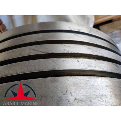 MITSUBISHI - UEC 33LS  - PISTON CROWN - PISTON ROD - PISTON SKIRT