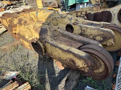 Truck for Caterpillar D8R / D8T / D8 GC Tractor